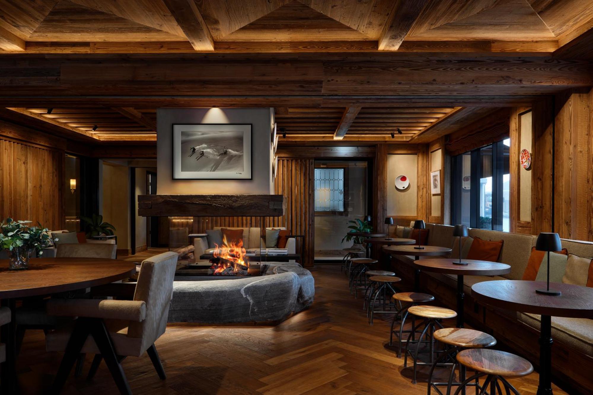 Miiro The Mansard Hotel Gstaad Bagian luar foto